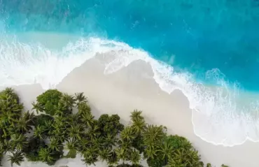 Fuvahmulah seen from above.